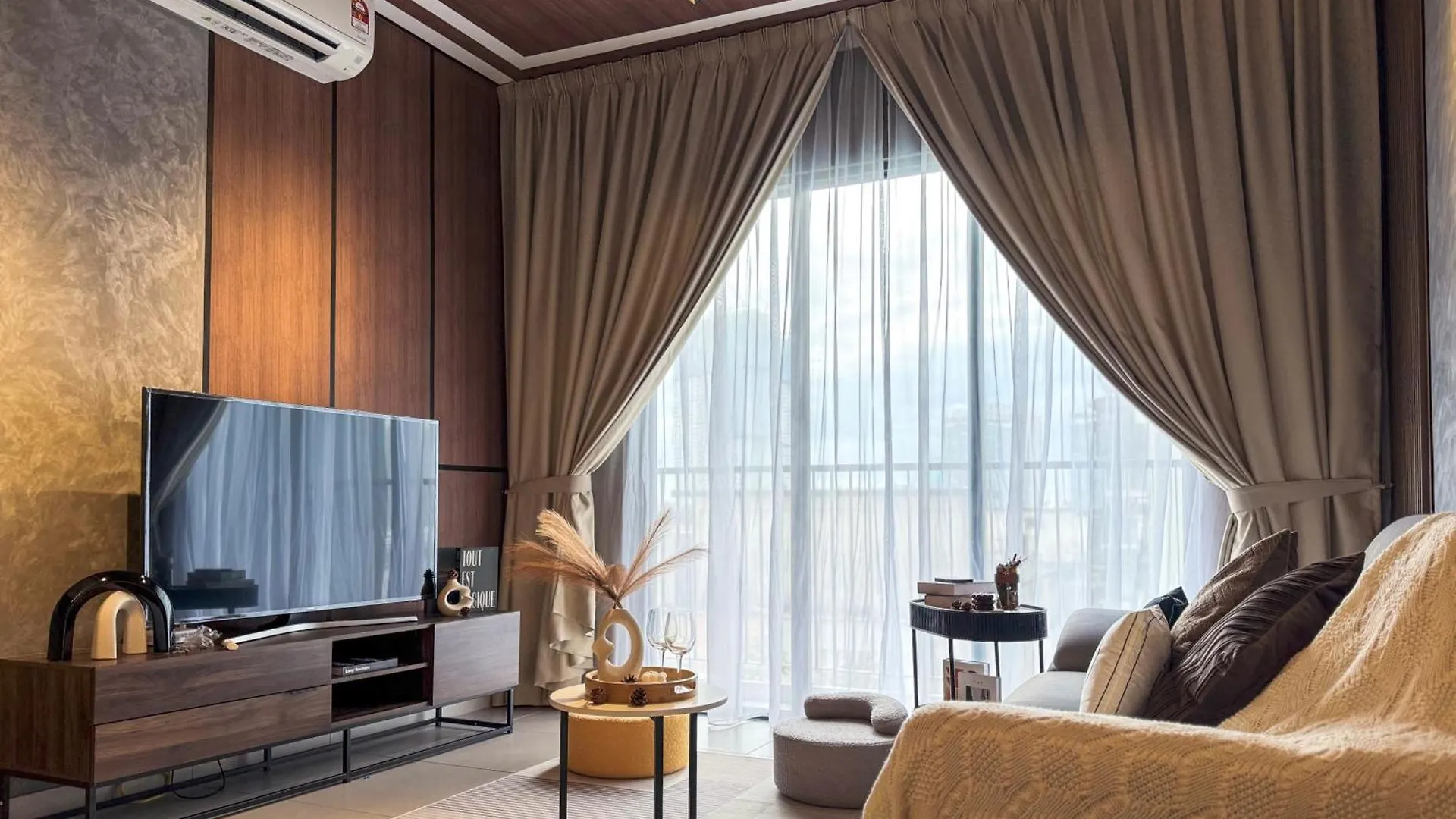 Uno Promenade By The Conts Apartment Kuala Lumpur