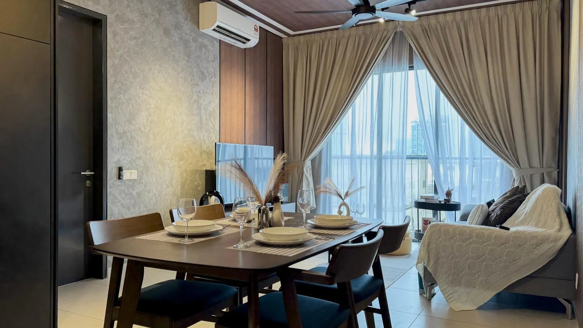 Uno Promenade By The Conts Apartment Kuala Lumpur